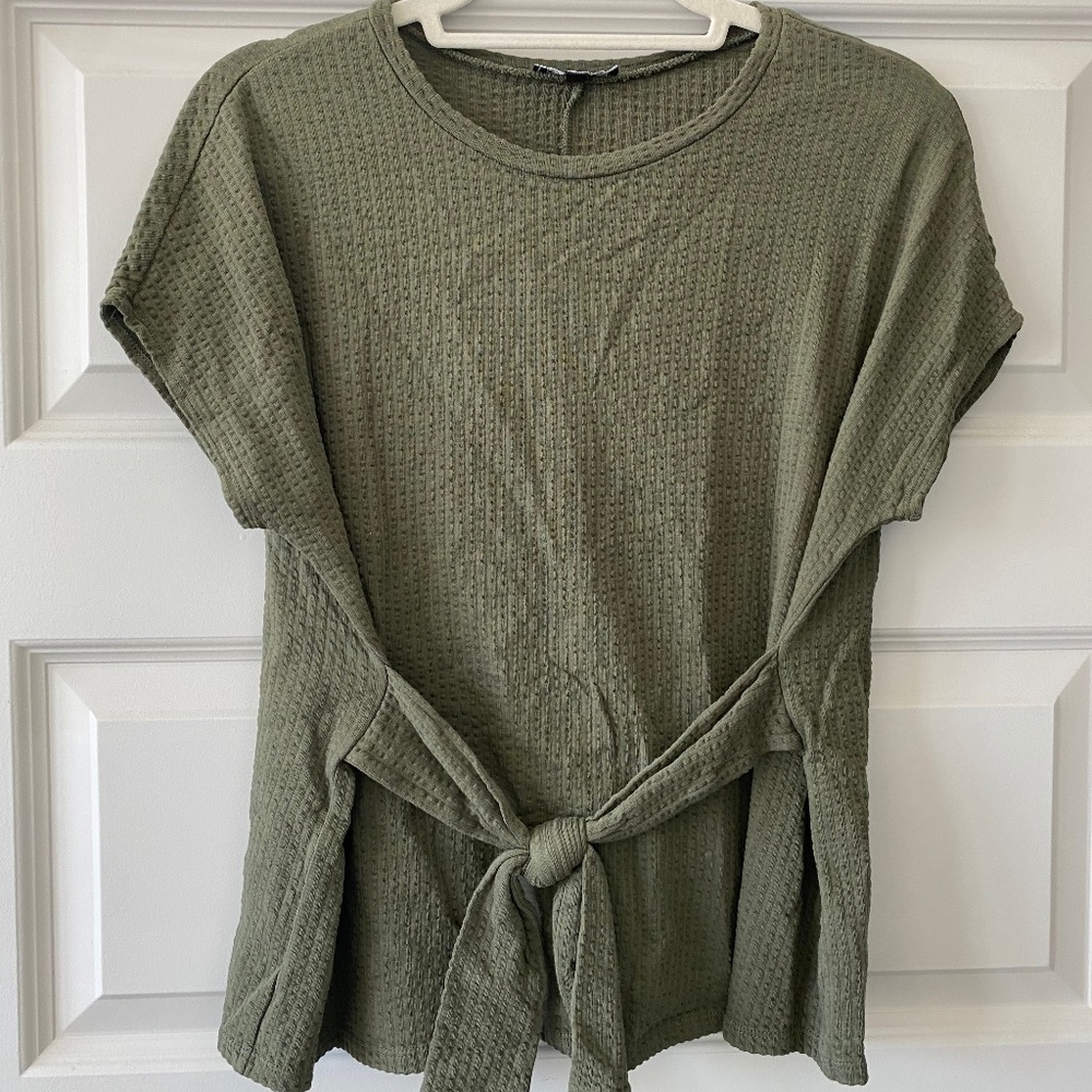 Express Crew Neck Tie Front Tee